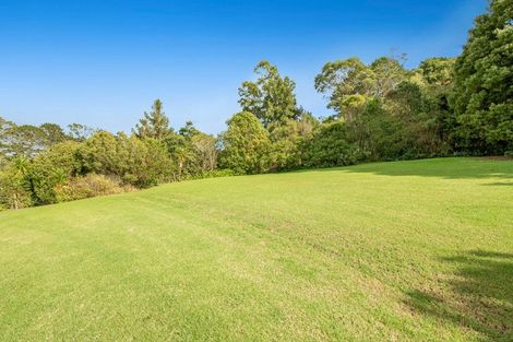 Photo of property in 12 Hobbs Road, Matakatia, Whangaparaoa, 0930