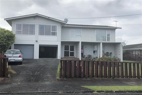 Photo of property in 49 Sherwood Avenue, Te Atatu South, Auckland, 0610