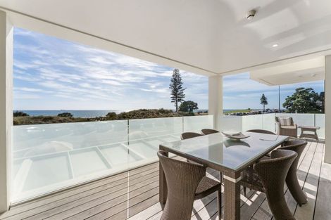 Photo of property in 2/154 Marine Parade, Mount Maunganui, 3116