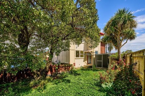 Photo of property in 2/3 Bouverie Street, Petone, Lower Hutt, 5012