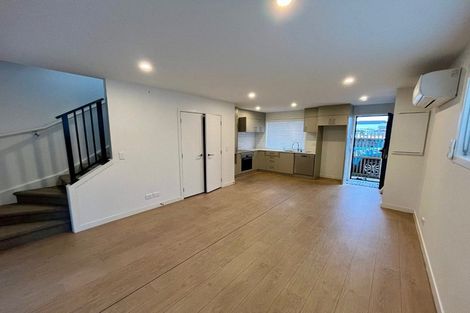 Photo of property in 2/5 Brandon Road, Glen Eden, Auckland, 0602
