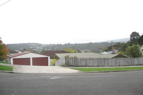 Photo of property in 26 Lowry Crescent, Stokes Valley, Lower Hutt, 5019