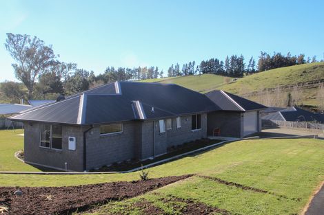 Photo of property in 32 Blue Stone Drive, Waiareka Junction, Oamaru, 9401