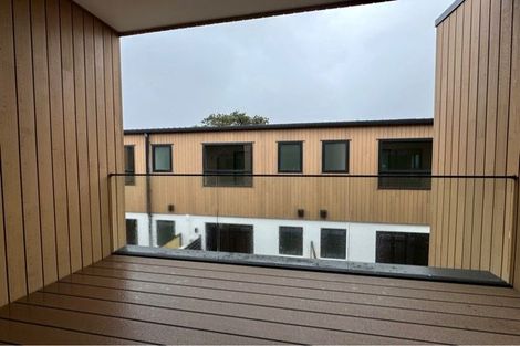 Photo of property in 11/92 Cambridge Terrace, Waterloo, Lower Hutt, 5011