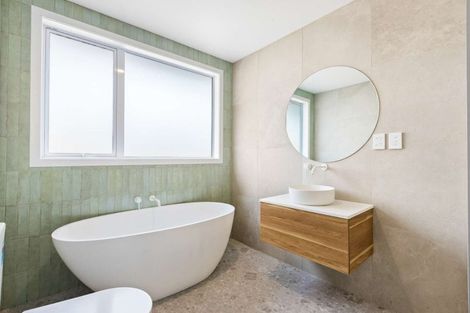 Photo of property in 6a Alston Avenue, Kelston, Auckland, 0602