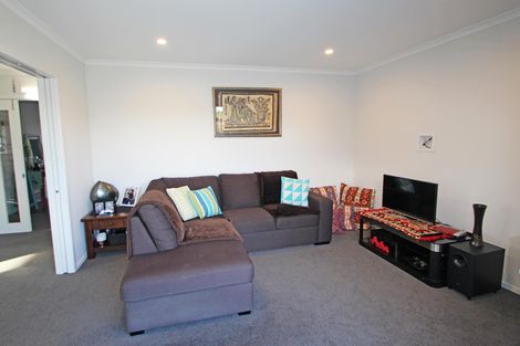 Photo of property in 32 Blue Stone Drive, Waiareka Junction, Oamaru, 9401