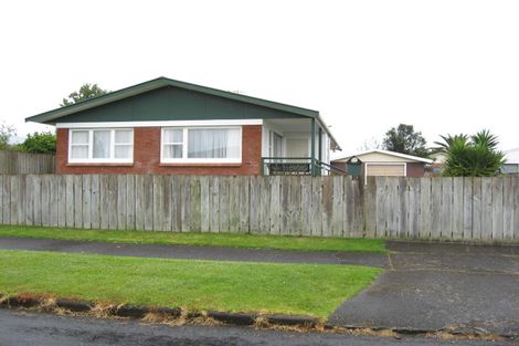 Photo of property in 10 Duke Avenue, Pukekohe, 2120