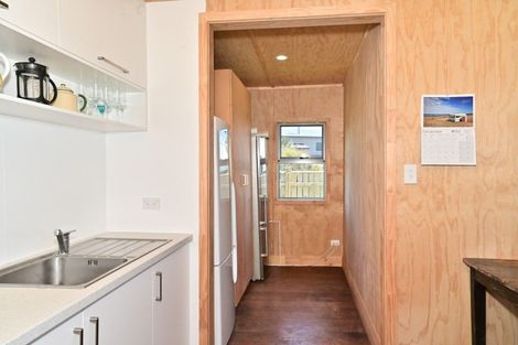 Photo of property in 176 Mahia East Coast Road, Mahia, 4198