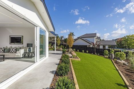 Photo of property in 11 Henry Blyth Lane, Greenhithe, Auckland, 0632