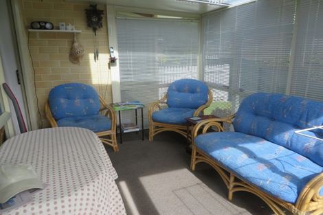 Photo of property in 24 Devon Street, Levin, 5510