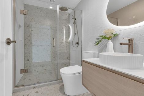 Photo of property in 49a Vera Road, Te Atatu South, Auckland, 0610