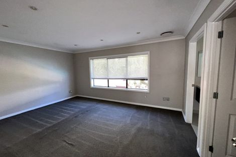 Photo of property in 2 Bellbird Rise, Murrays Bay, Auckland, 0630