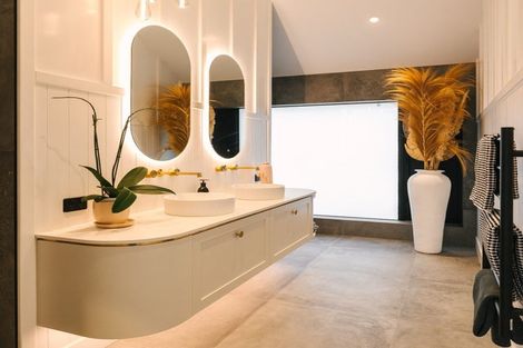 Photo of property in 69 Kanuka Drive, Hokowhitu, Palmerston North, 4410