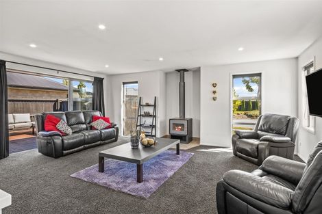 Photo of property in 10 Exeter Lane, Rolleston, 7614