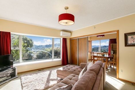 Photo of property in 4 Randolph Road, Crofton Downs, Wellington, 6035