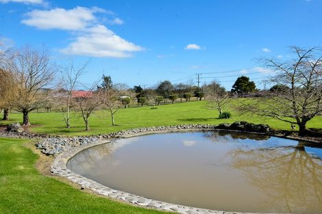 Photo of property in 198 Oraha Road, Kumeu, 0892