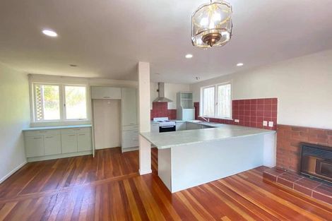 Photo of property in 34 Woodside Avenue, Northcote, Auckland, 0627