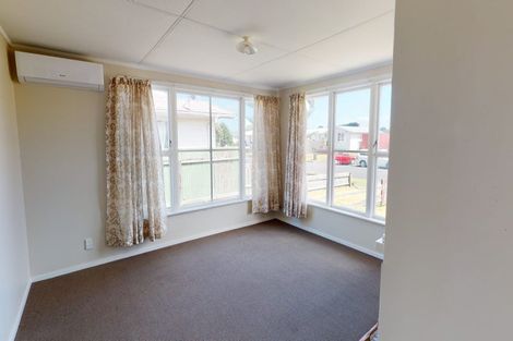 Photo of property in 60-62 Titoki Street, Castlecliff, Whanganui, 4501