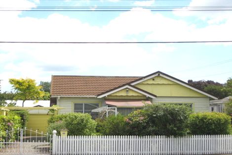 Photo of property in 63 North Avon Road, Richmond, Christchurch, 8013