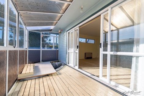 Photo of property in 51 Holyoake Crescent, Avalon, Lower Hutt, 5011