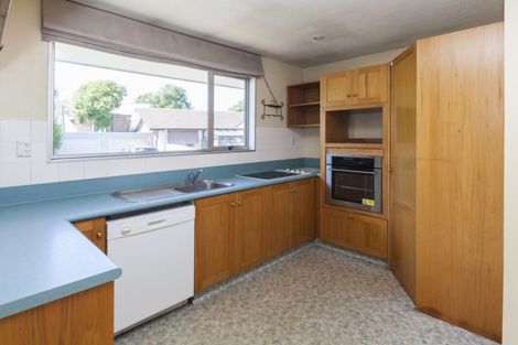 Photo of property in 27 Lakewood Drive, Burwood, Christchurch, 8083