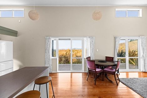 Photo of property in 755 Main North Road, Bay View, Napier, 4182