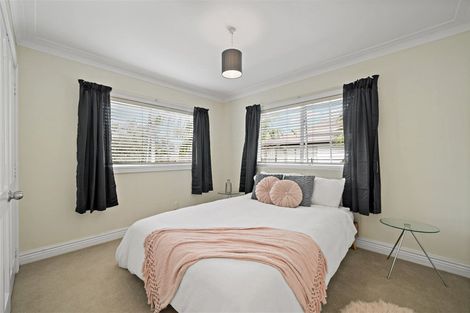 Photo of property in 2/26 Esmonde Road, Takapuna, Auckland, 0622