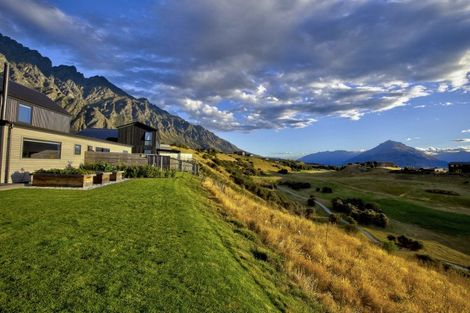 Photo of property in 97 Spur Ridge Rise, Jacks Point, 9371