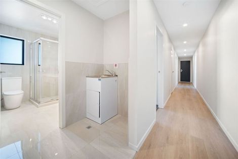 Photo of property in 10 Rorotu Avenue, Karaka, Papakura, 2113