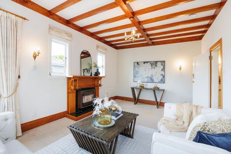 Photo of property in 4 Carlton Avenue, Palmerston North, 4414