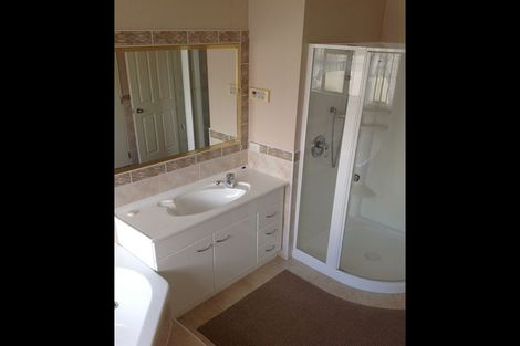 Photo of property in 12 Montego Drive, Papamoa Beach, Papamoa, 3118