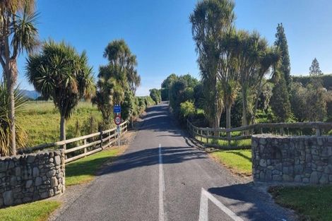 Photo of property in 9 Waipuna Grove, Levin, 5571