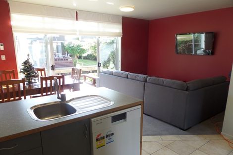 Photo of property in 1420 Hamurana Road, Mourea, Rotorua, 3074