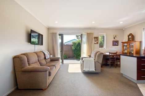 Photo of property in 4/194 Waimairi Road, Ilam, Christchurch, 8041