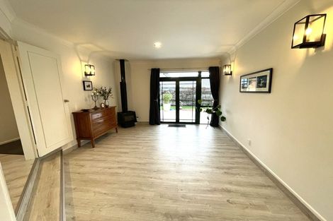 Photo of property in 13 Kingsgate Row, Havelock North, 4130