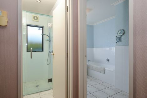 Photo of property in 34 Madill Road, St Andrews, Hamilton, 3200