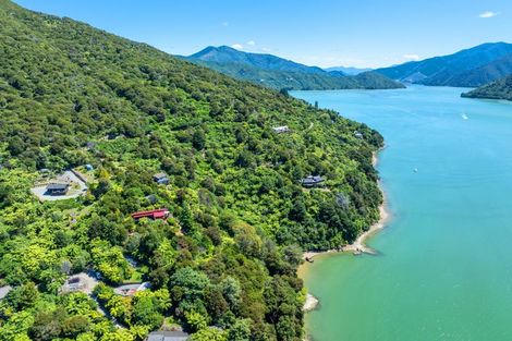 Photo of property in 542 Moetapu Bay Road, Moetapu Bay, Picton, 7282