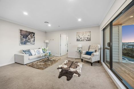 Photo of property in 7 Fricker Way, Flat Bush, Auckland, 2019