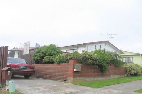 Photo of property in 9 Parkinson Close, Whitby, Porirua, 5024