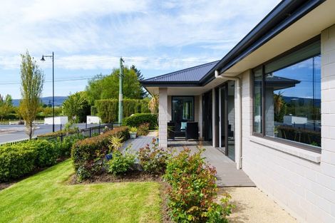 Photo of property in 99 Wingatui Road, Mosgiel, 9024