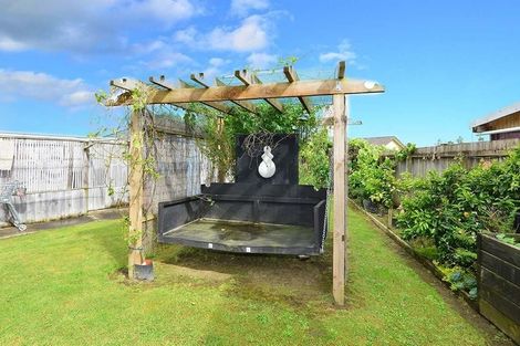 Photo of property in 28 Chic Gardens, Parakai, 0830