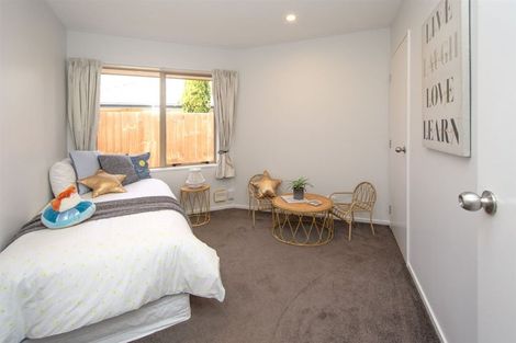 Photo of property in 71 Broadhaven Avenue, Parklands, Christchurch, 8083