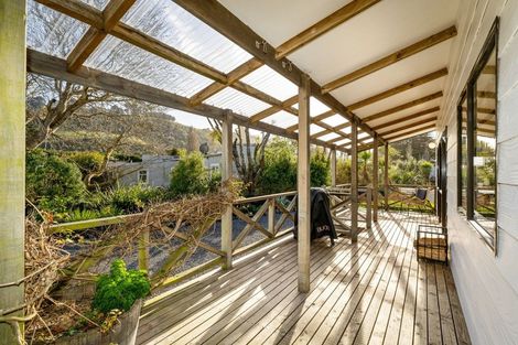 Photo of property in 44 Driver Street, Long Beach, Port Chalmers, 9081