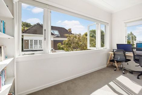 Photo of property in 2 Katherine Avenue, Thorndon, Wellington, 6011