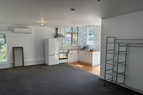 Photo of property in 542 Adelaide Road, Berhampore, Wellington, 6023