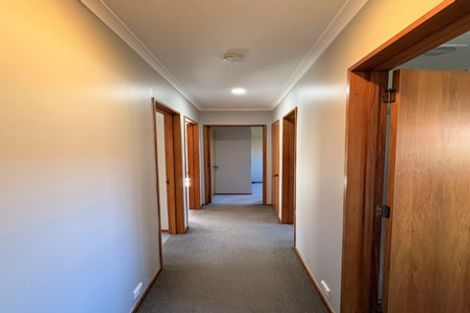 Photo of property in 2/38 Chipping Lane, Redwood, Christchurch, 8051