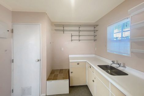 Photo of property in 156 Karaka Street, Castlecliff, Whanganui, 4501