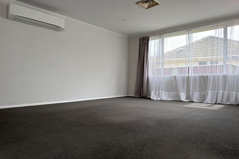 Photo of property in 8 Bathurst Street, Silverstream, Upper Hutt, 5019