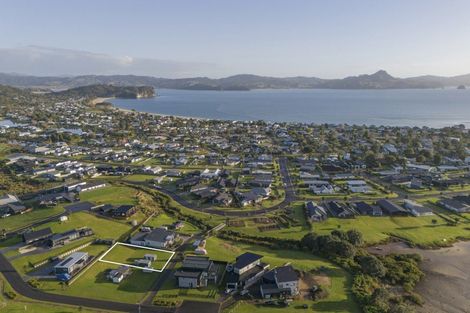 Photo of property in 3 Dawson Place, Cooks Beach, 3591