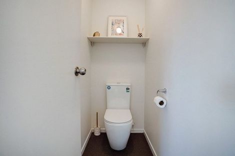 Photo of property in 1/41 Sungrove Rise, Sunnyvale, Auckland, 0612